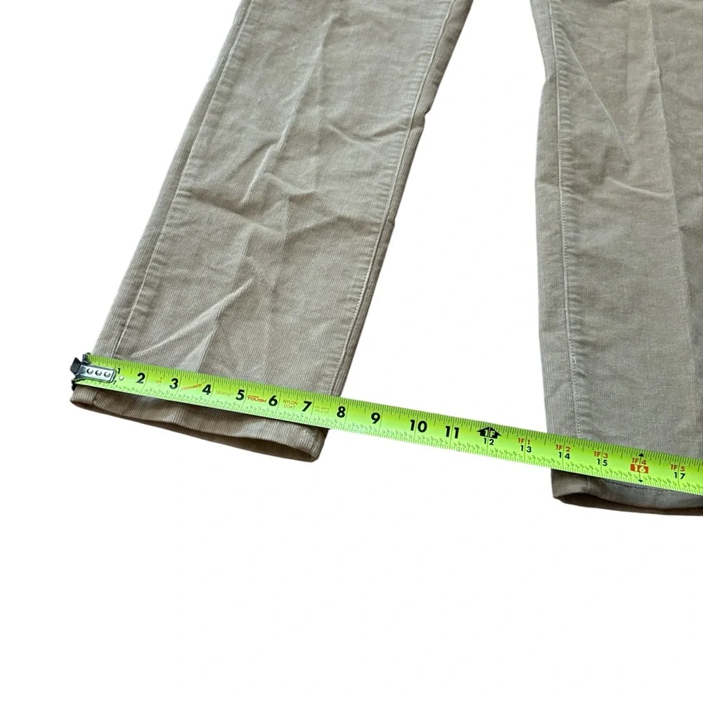 L.L. Bean Women’s Corduroy Pant’s Tan Color Size 10 PET Favorite Fit Casual - Picture 4 of 9